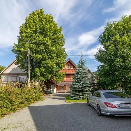 Stunning In With Jacuzzi Holiday home *